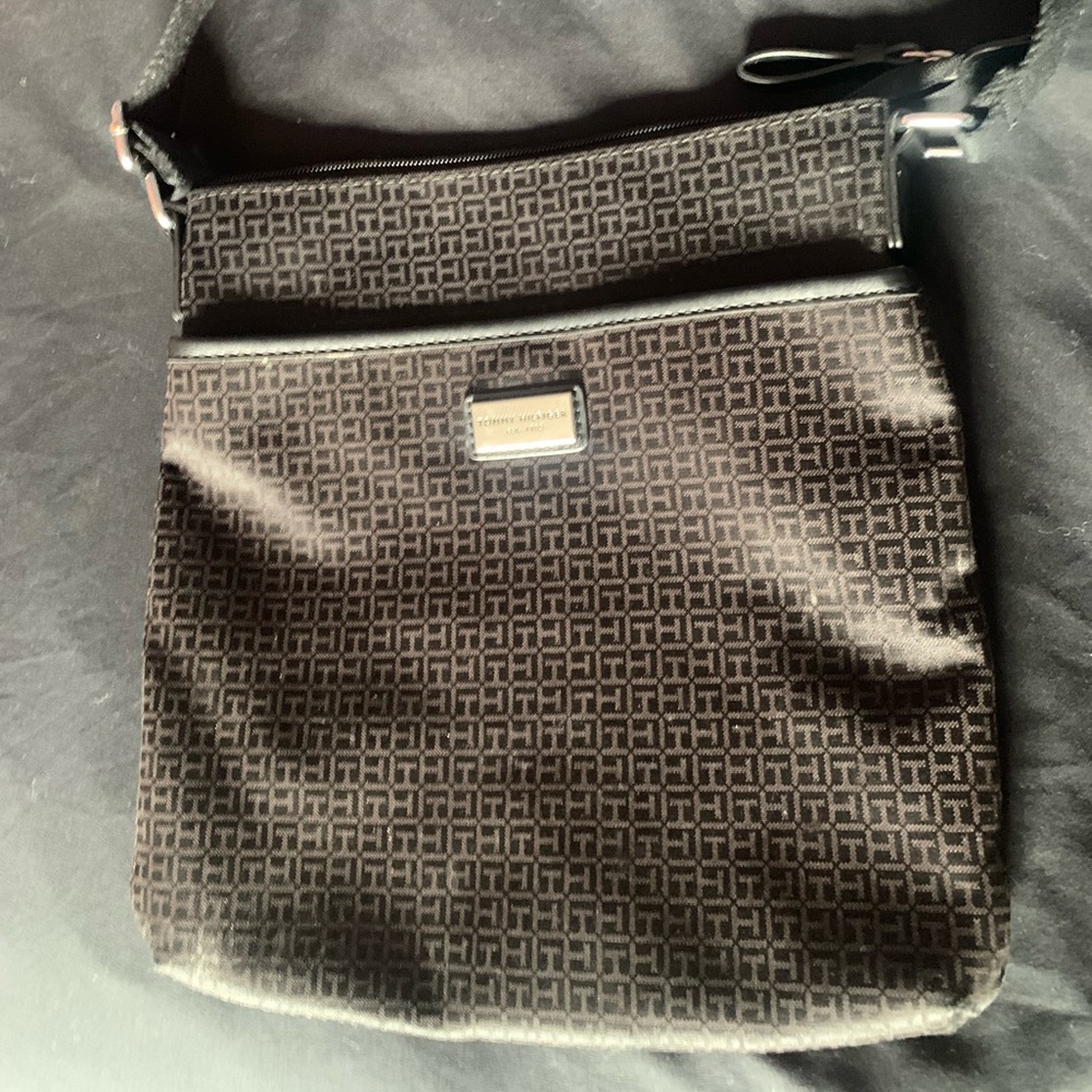 Tommy Hilfiger crossbody bag
